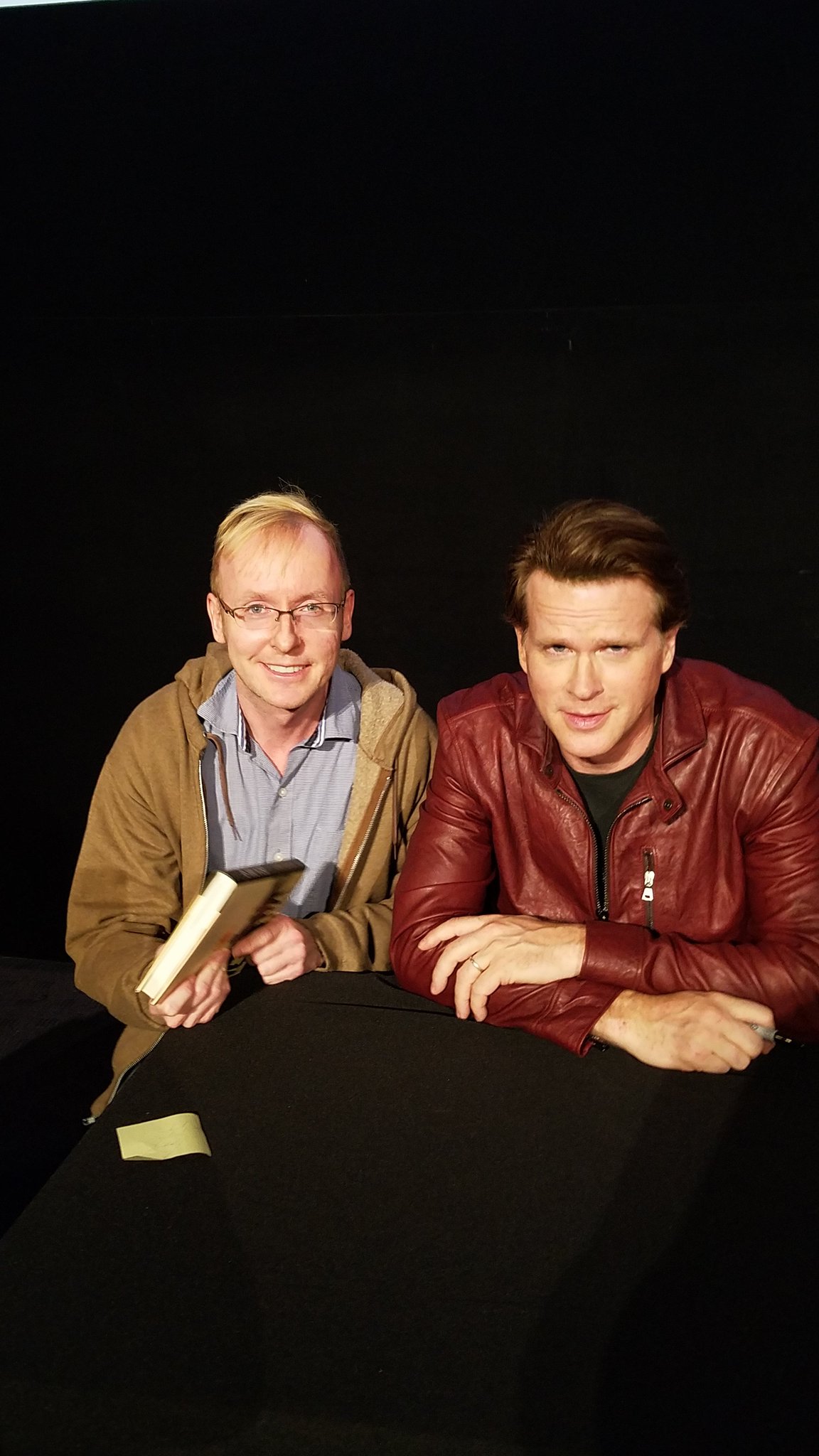 Happy Birthday to actor Cary Elwes.  :) 