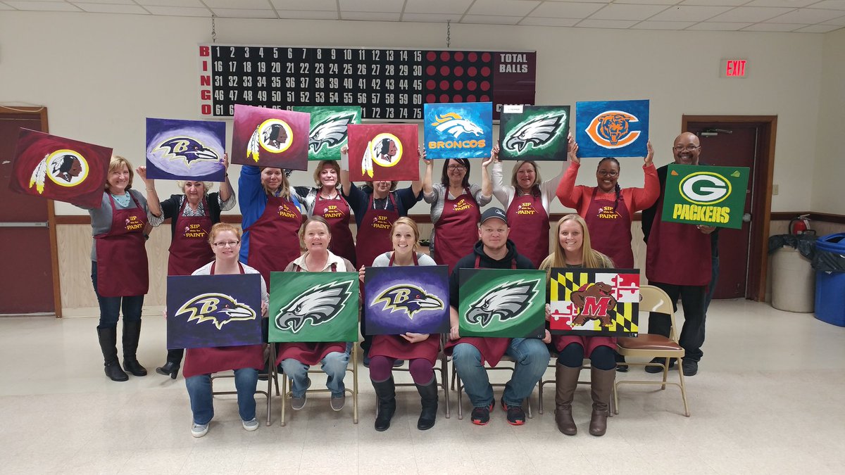 RayJack35409794's tweet photo. We have an upcoming sports theme paint party on Nov.7th @JimmysSeafood. We are trying to get 30 or more people into Jimmy's for this party, so I need help shouting this out. "Paint Your Team Night", for more info or tickets; https://t.co/495AFvGG3H https://t.co/v8gOt9psuj