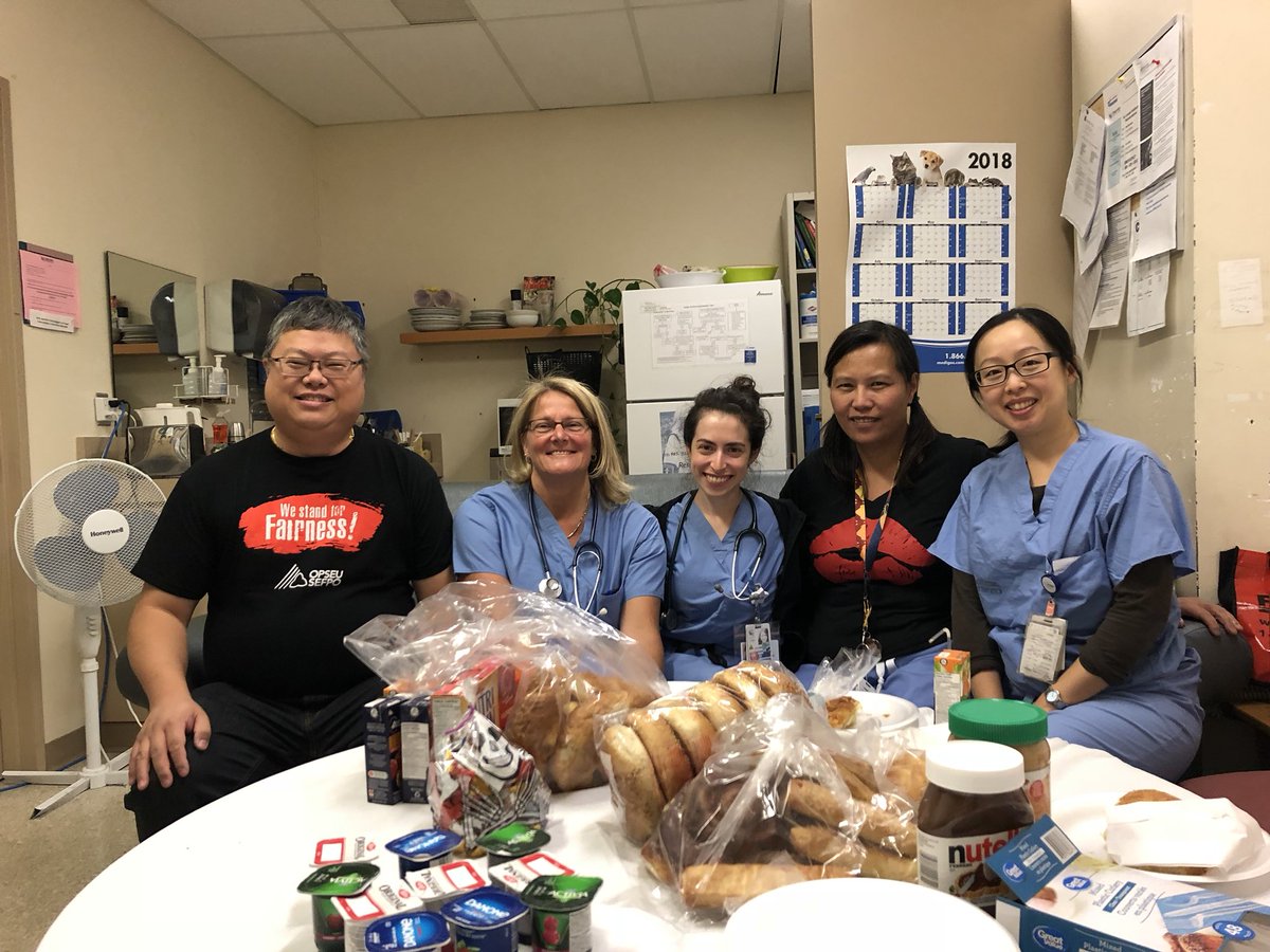 KingsleyKwok's tweet photo. Celebrating #RTweek with a sponsored breakfast by #OPSEU Local 575. #RTWeek2018 #justbreathe #O2bnRRT We are #respiratory therapists & #anesthesia assistants. Happy Respiratory Therapy Week. https://t.co/tKRyNnvR2t