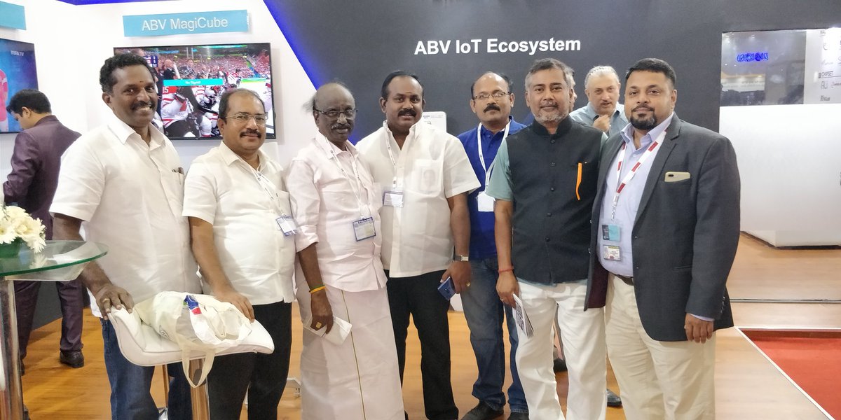mrajkumarbjp's tweet photo. 27th years #SCATIndia 2018 #day_2&3 #digicon #DigitalIndia #IoT #InternetOfThings https://t.co/BavMyYOJAl