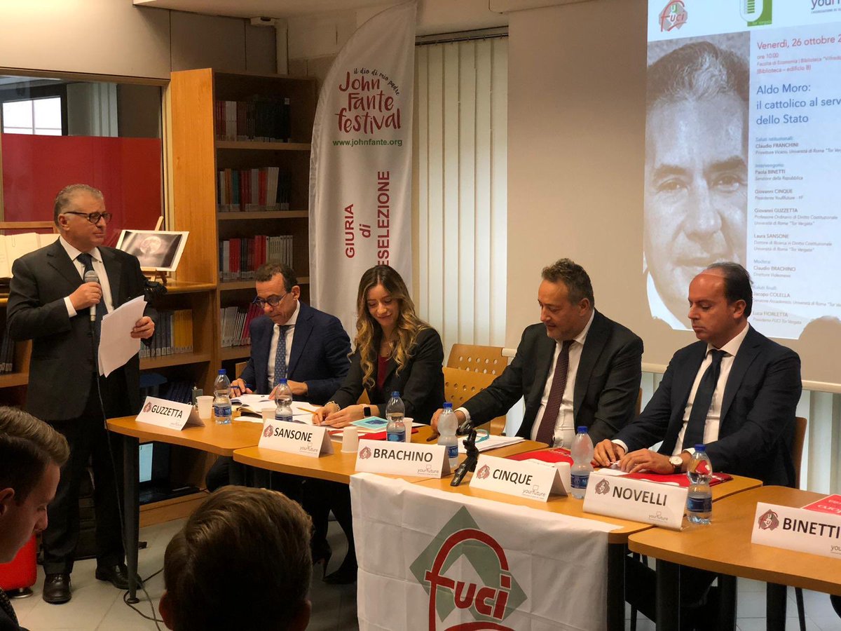 LauraSansone88's tweet photo. @NovelliGnovelli @GioGuzzetta @paolabinetti Il destino del mondo si decide con l'esercizio quotidiano di una libertà responsabile: felice della preziosa giornata di confronto presso l'Università @EconTorVergata https://t.co/8B9LXwxjnW