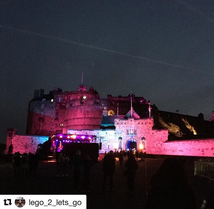 ILFScotland's tweet photo. Weโre really getting the #FridayFeeling from this amazing photo one of our #TransitionFund recipients took when he attended the @YOYP2018 event #KnightAtTheCastle at the start of this month! https://t.co/o8wwCZhBwP