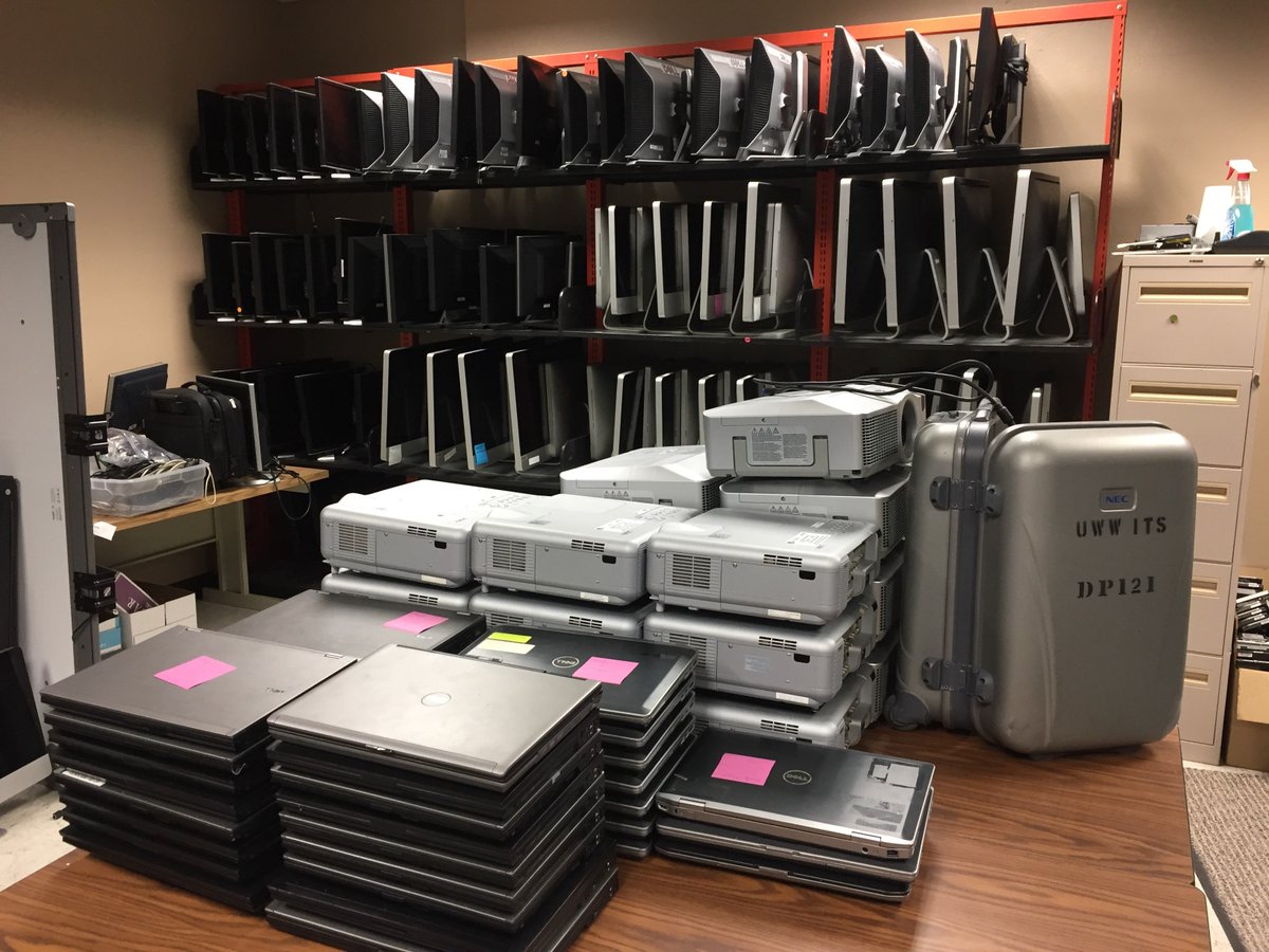 UWWITS's tweet photo. The ICIT Tech Surplus Sale is happening right now! Stop on by Andersen RM 1213 to check out our stock! #uww #surplussale #frugalfriday

https://t.co/Zt9c9HBYid https://t.co/RnL8u5PCuw