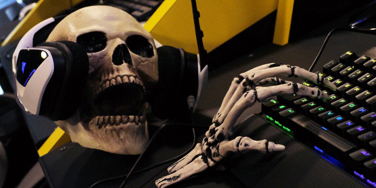 Corsair España tweet media