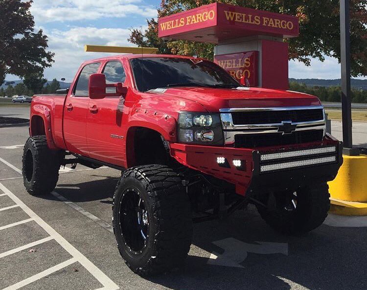 DirtymaxTrucks's tweet photo. This truck is so nice 😻 https://t.co/ecvMt5AI58