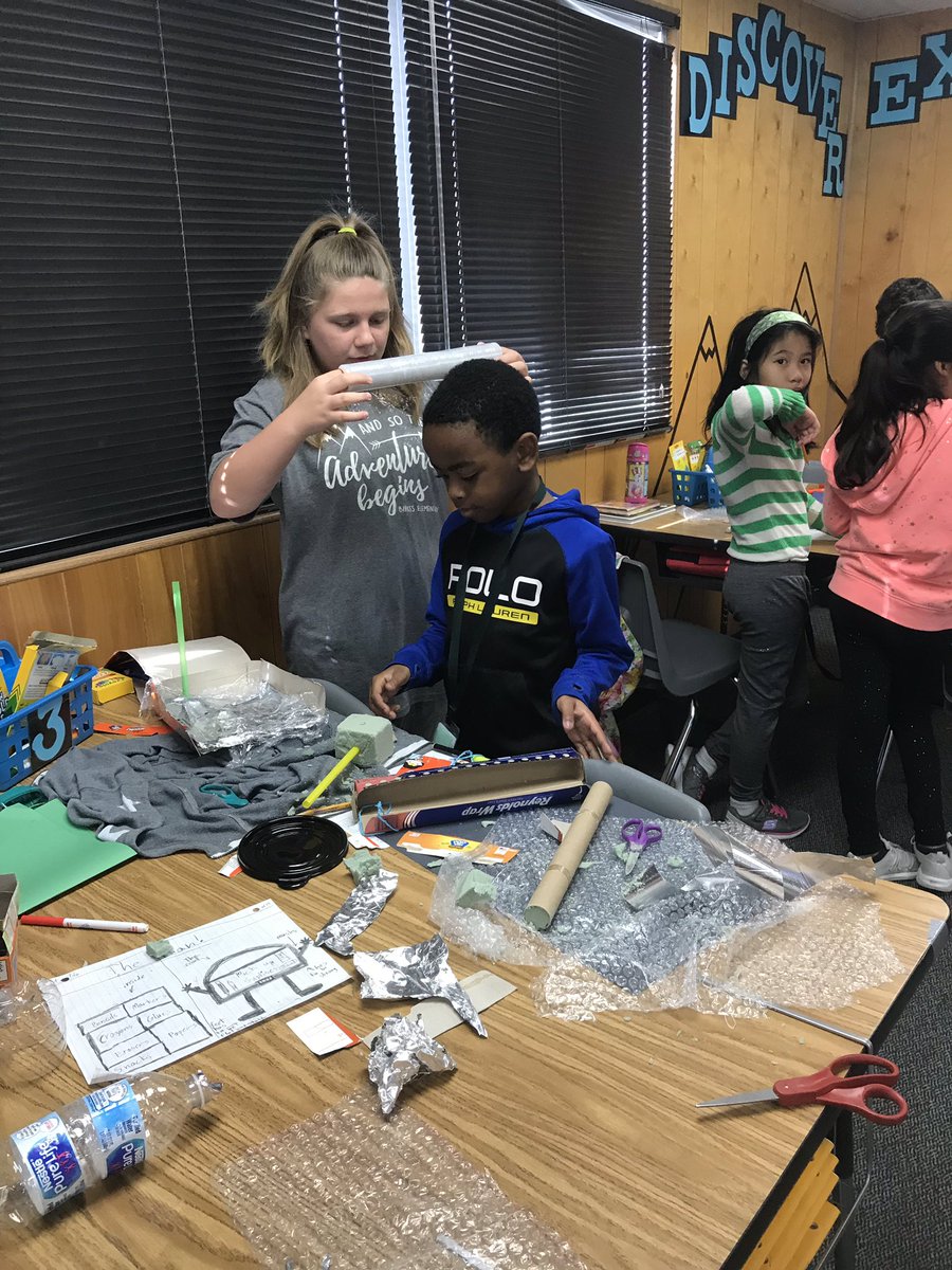 Jerrivw's tweet photo. Day of Design! @BirkesCFISD @CFISDScience @cfisdcia #cfisddayofdesign https://t.co/SJZRqQZ7zz