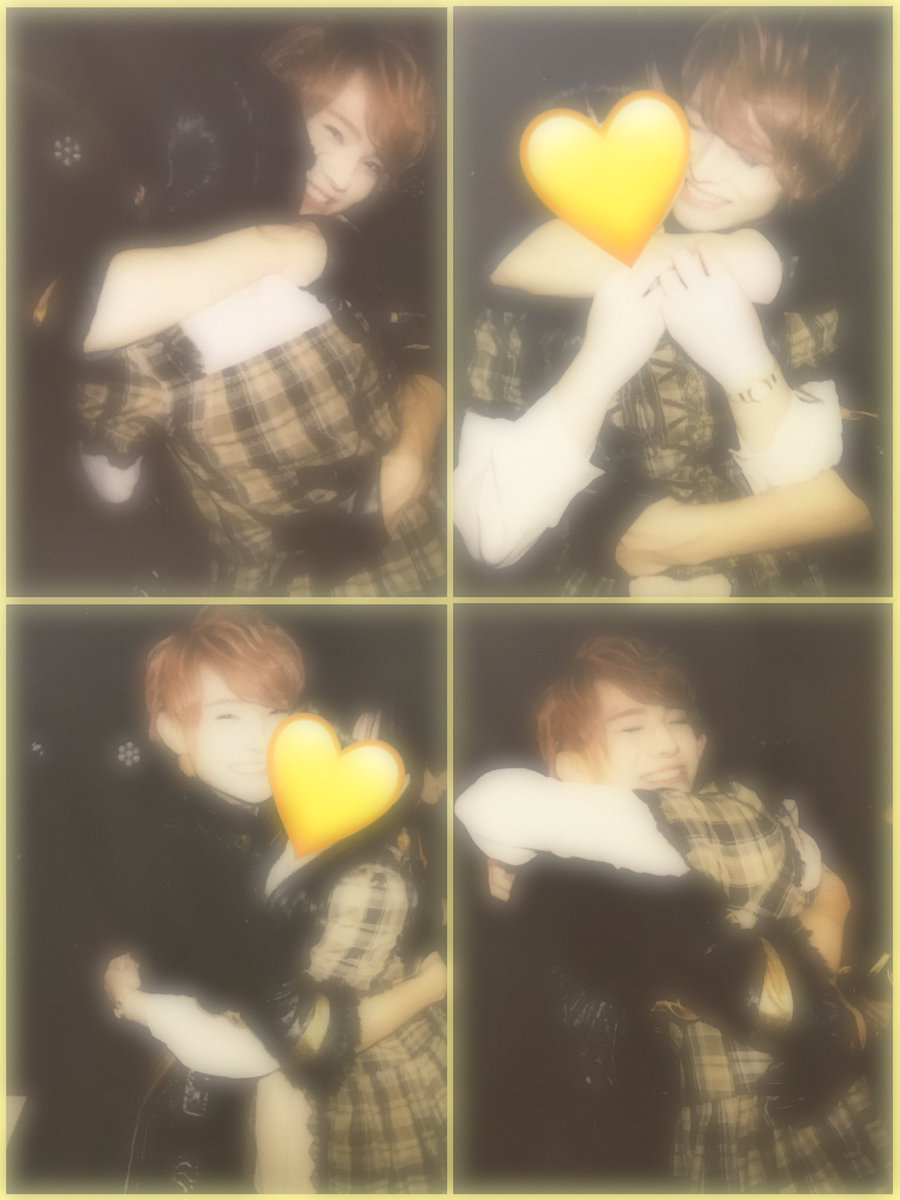 CoLoN_yuzupon's tweet photo. ワンマン楽しかったぁ
宥暉くんと話すの慣れては来たけど、何話そうとしてたかとか、ポーズどんなのしようとか飛んじゃうからどうにかしよw

デカチェキも撮れて嬉しかた！
一緒にいてくれたみんなほんと感謝です🤧
みんな優しくてだいすこ♡

もっとチェキ撮りたいから早く高校生になりたい(稼ぎたい) https://t.co/pNXooSIiFS