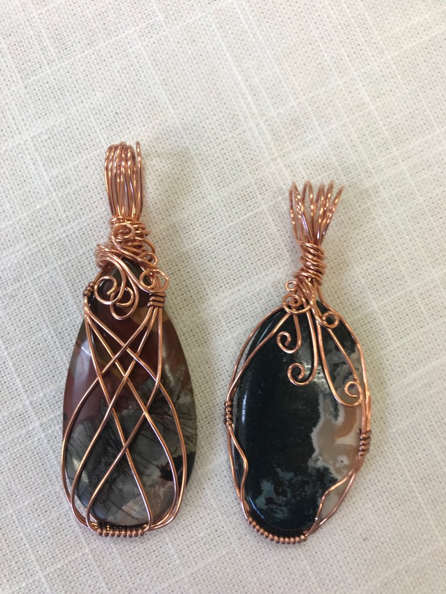 MarsBeads's tweet photo. Wire wrapped pendants ⁦@MarsBeads⁩ https://t.co/4PCsgvFYyp