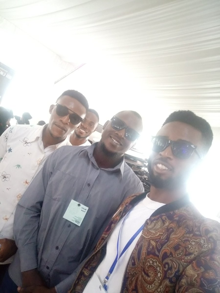 iam_esinbj's tweet photo. Social media influencer @Cllaytus @Nnamsobombb Keeping it live @Yessconference #yess2018 #LEADINGSUSTAINABILITY https://t.co/ccDpIoYN33