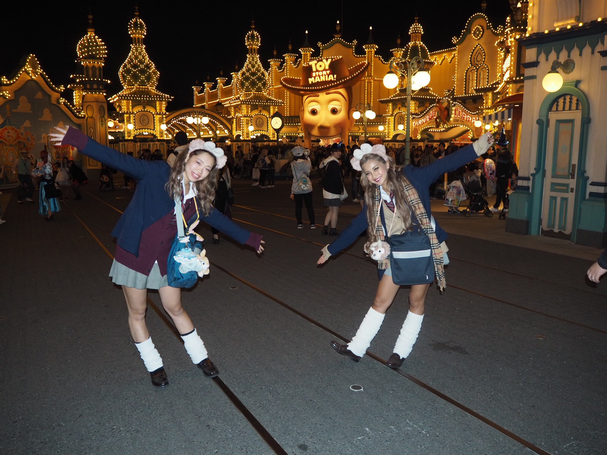 ゆきぽよ(木村有希) | 地元の推しギャルと夢の国🐭♡ ゆづ1日