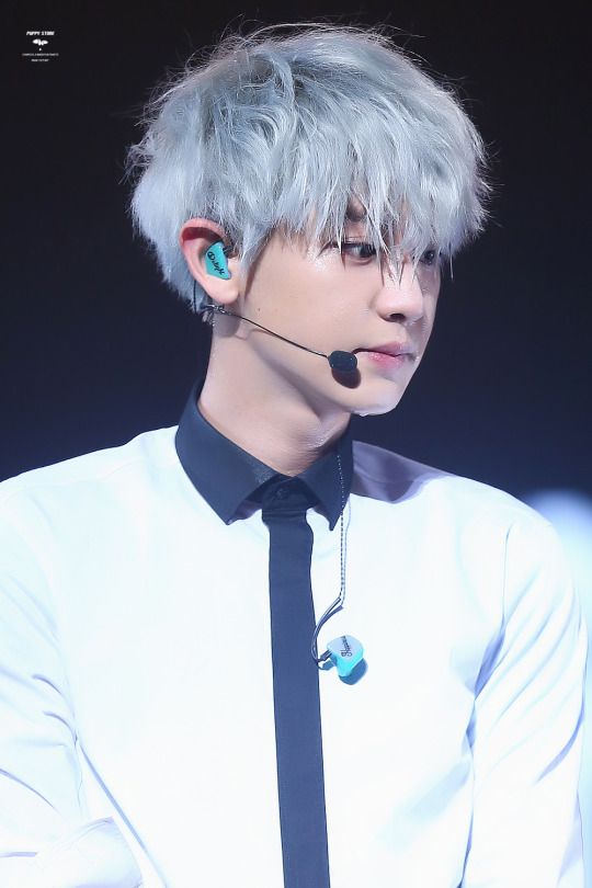 mdzlhcy_'s tweet image. ยกให้สีผมโทนนี้ของพี่ชานเป็นสีที่ชอบมากที่สุด สีเทาคือหล่อแบบฆ่าได้ฆ่าอ่ะ และแน่นอน คนที่ตายคือกู