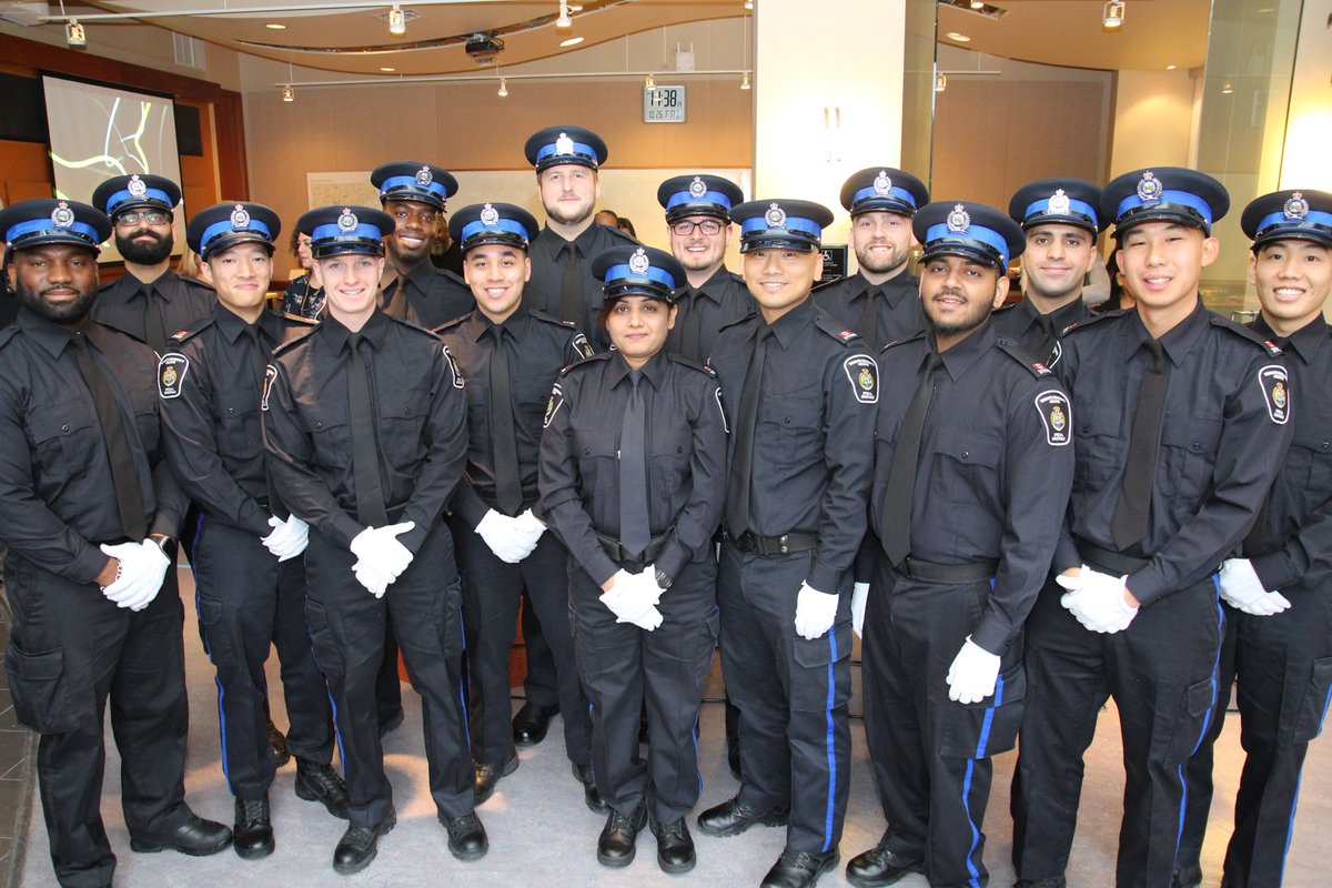 TOHousing's tweet photo. Say "hello" to our newest CSU Special Constables! We welcomed 15 new Special Constables to our Community Safety Unit at a swearing-in ceremony this morning! The Special Constables took their Oath of Office and received their badge and challenge coin. Welcome to the #TCHC team! https://t.co/ts6nHgVdjY