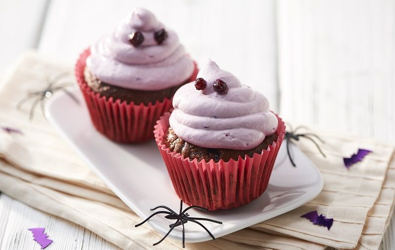 UK_Streamline's tweet photo. Getting ready for Halloween? Watch out for spooky treats and terrifyingly tasty bakes worth serving up on a fright night! All using scarily jammy tricks.https://t.co/lj5spRX37U https://t.co/ZlKiTCzmlc