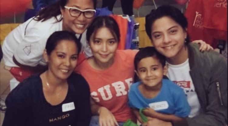 CNNPhiIIipines's tweet photo. SCOOP: Rica Jurado and Dexter Umali visited families of the victims of Typhoon Hainan. https://t.co/WYl2eBBpJb