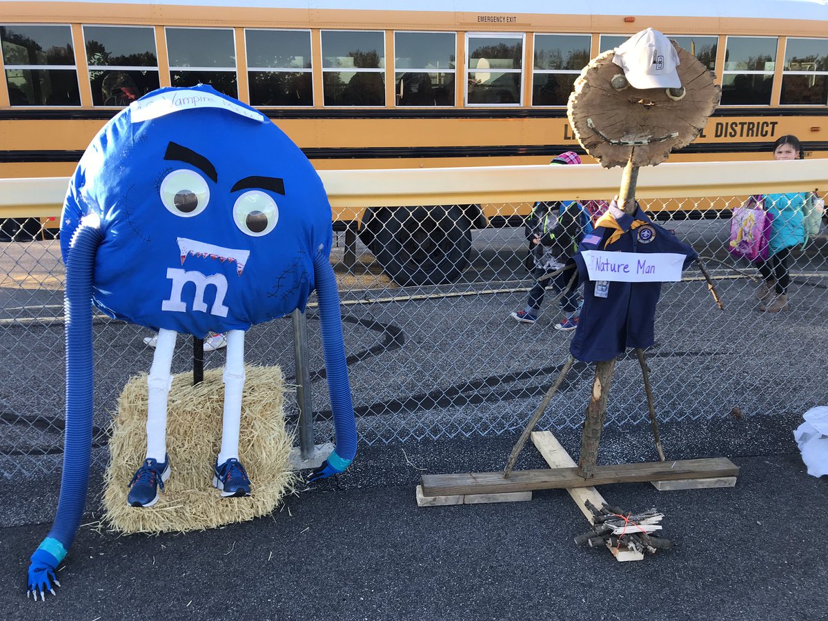 ChristineIsrae3's tweet photo. GMS Scarecrow Jamboree!  Check out these awesome entries! https://t.co/hlXsyYoiNu