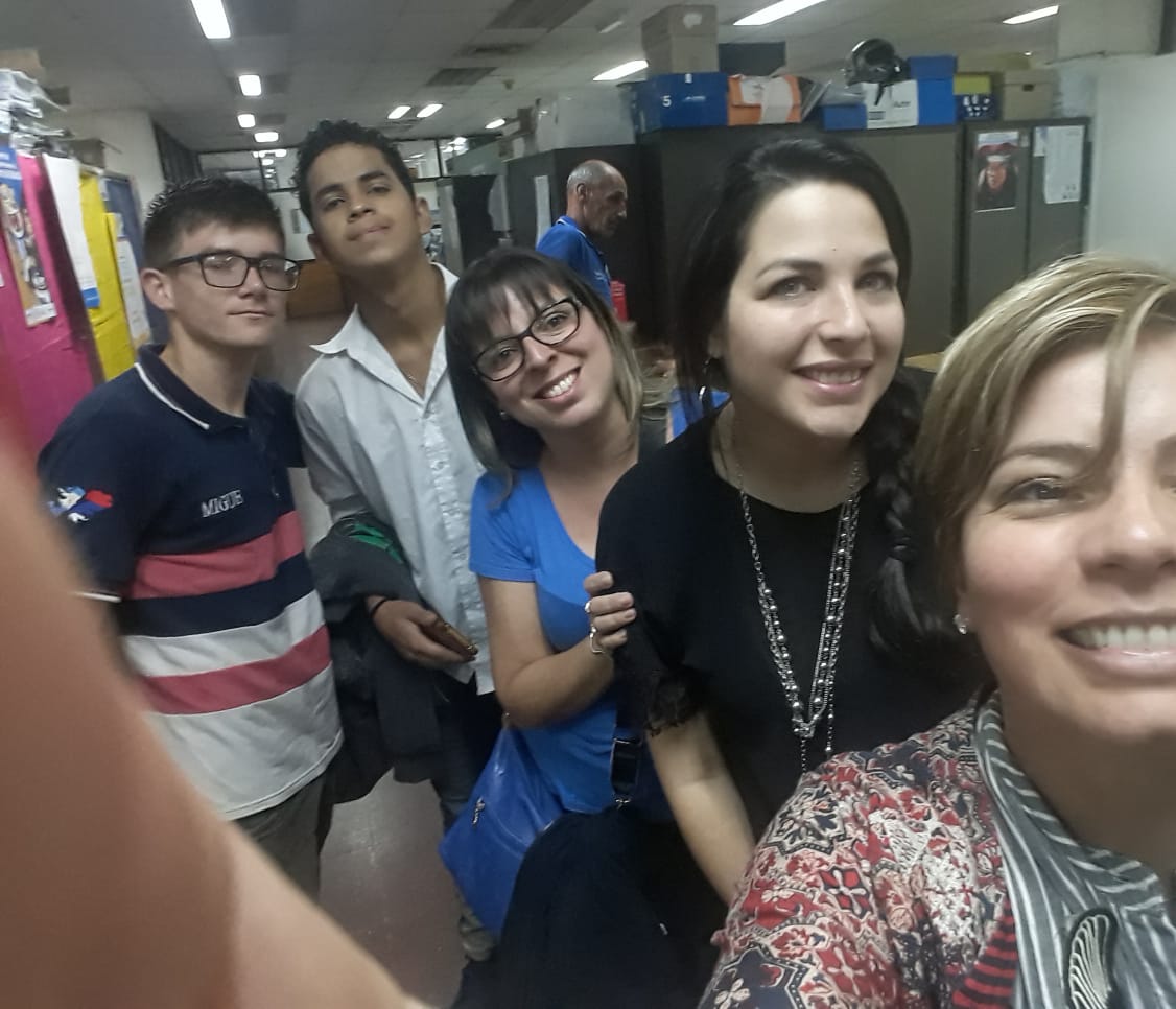 rominapaulgurri's tweet photo. Jóvenes del centro estudiantes seran talleristas en el Parlamento estudiantil del Mercosur y acompañarán la organización del MóvilFest #CEP57 # políticas socioeducativas Ministerio Educación #subsecretaria Educación @mariluleverberg https://t.co/RdvonavkL5