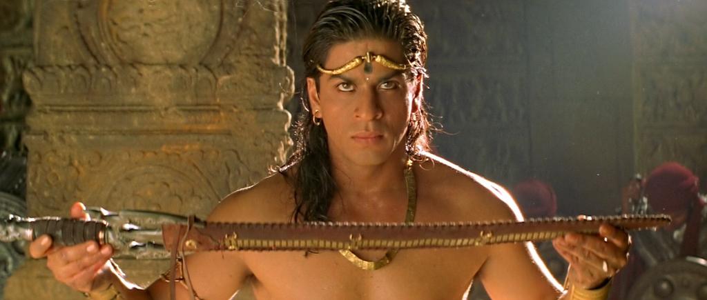 SRKFanSalma_'s tweet photo. Ten years gab between two different genres, complete different characters &amp; both are portrayed by SRK with so much dedication &amp; honesty. Thank you  @iamsrk for not repeating yourself &amp; always bringing newness to Bollywood. Congratulations for #7YearsOfRaOne &amp; #17YearsOfAshoka https://t.co/qHB5xHpjXx