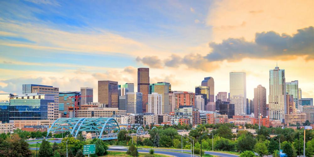BroadbandSearch's tweet photo. Here’are some tips that will help you choose between internet providers in Denver so you can get down to the business of exploring the Mile High City.

https://t.co/IipcSXEO3Z https://t.co/3h2PZNr1fZ