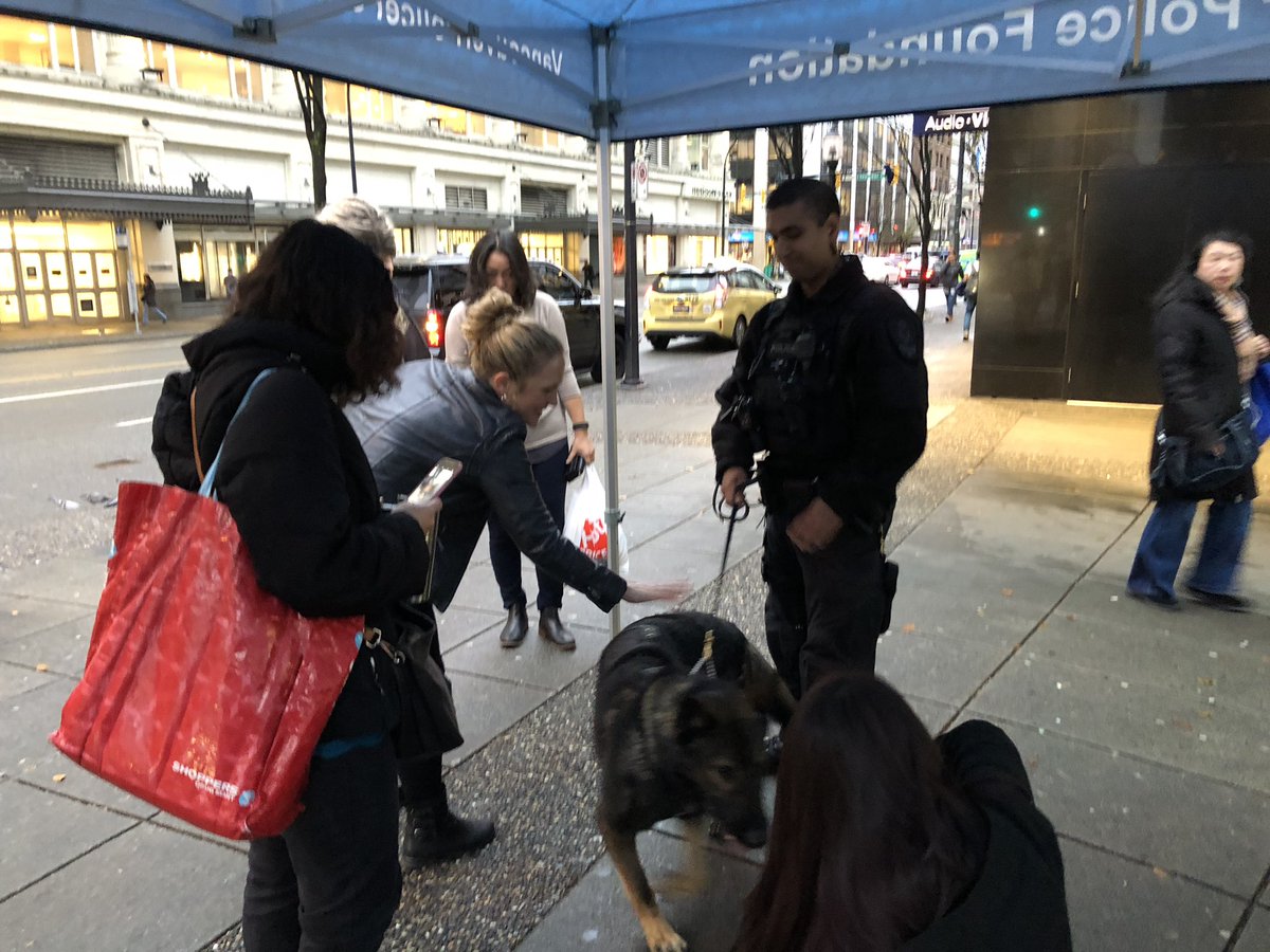 VanPoliceFnd's tweet photo. @VPDCanine 2019 calendars selling briskly downtown this morning! Come down or buy online. These are going to sell out. @VancouverPD #psdscout #psdhank https://t.co/Bj1s37Zw0E #gooddogs #goodcause https://t.co/oF033j3RuT