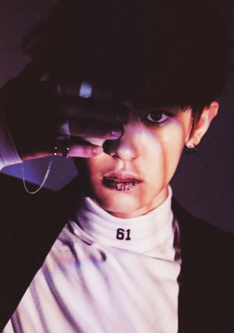glamoursehun's tweet photo. Monster ➡️ Kokobop ➡️ Power ➡️ Tempo

that fierce look of PARK CHANYEOL SLAYS 🔥🔥🔥🔥
#TEMPO_CHANYEOL @weareoneEXO https://t.co/M6JnELszYB