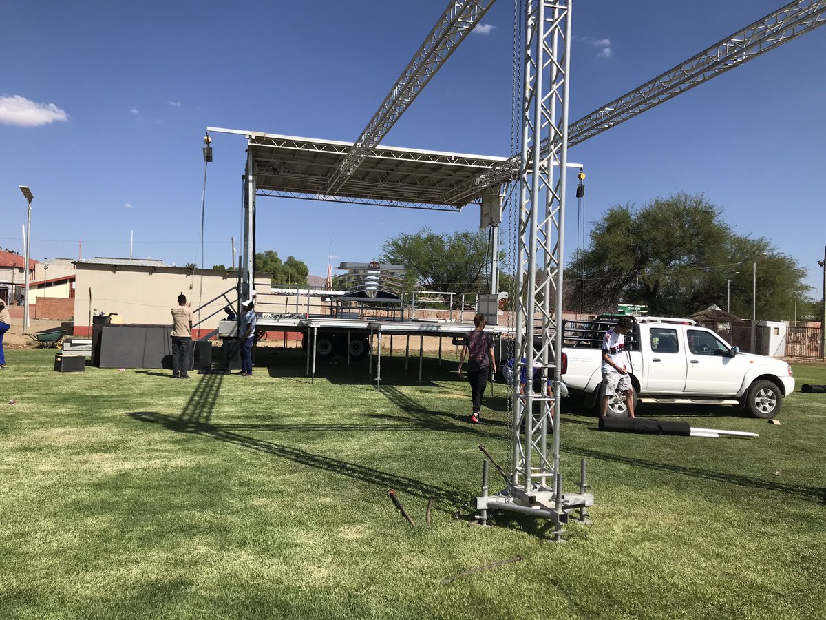 DolceKapana's tweet photo. Setting up for the Red Bull African Beats tomorrow. #redbullnamibia #redbullmusic #redbull #musicfestival #beats #designerkapana #kapana https://t.co/A4HkmmNg4v