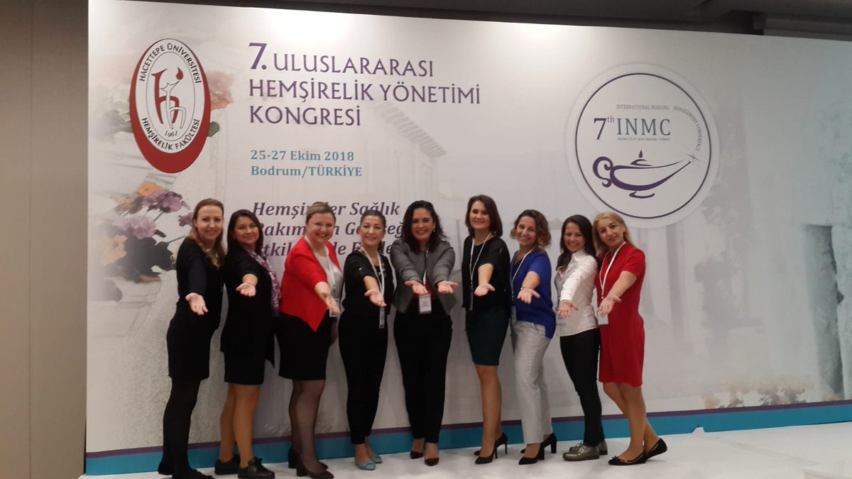 so_sukran's tweet photo. #7thinmc2018 hemşireler sağlık bakımında el ele https://t.co/SrNUenZEfW