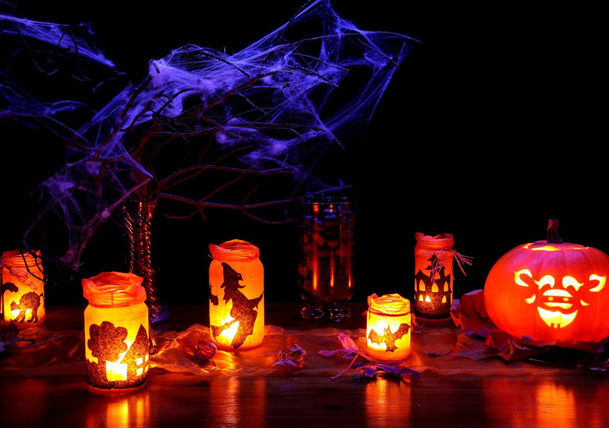 HPdG's tweet photo. Halloween: un appuntamento pauroso tra zucche, mostri e streghe🎃🧛‍♀️
Dormi da noi per un fine settimana sul Lago di Garda tra divertimento e magia!🧙‍♂️
https://t.co/RpyRv4P66V

#halloween #paura #zucca https://t.co/QIzGgWifBY