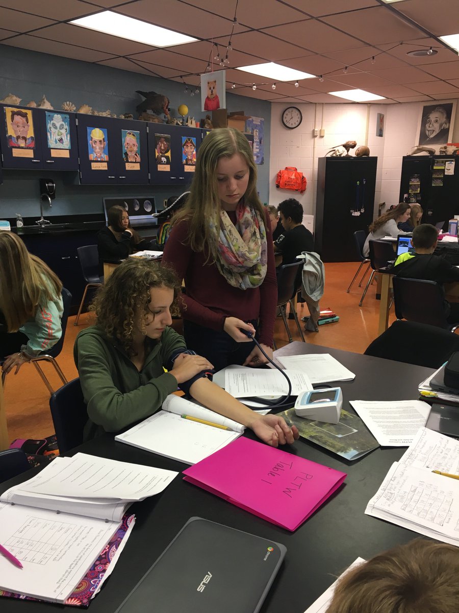 VasuMegan's tweet photo. Willetts Project Lead the Way students are wrapping up vital signs this week with learning about blood pressure!  #mcccpltw #brunswickpride @BCSDWilletts @CStanovcak @mcjvs @BrunswickCSD https://t.co/vO9LTqA4os