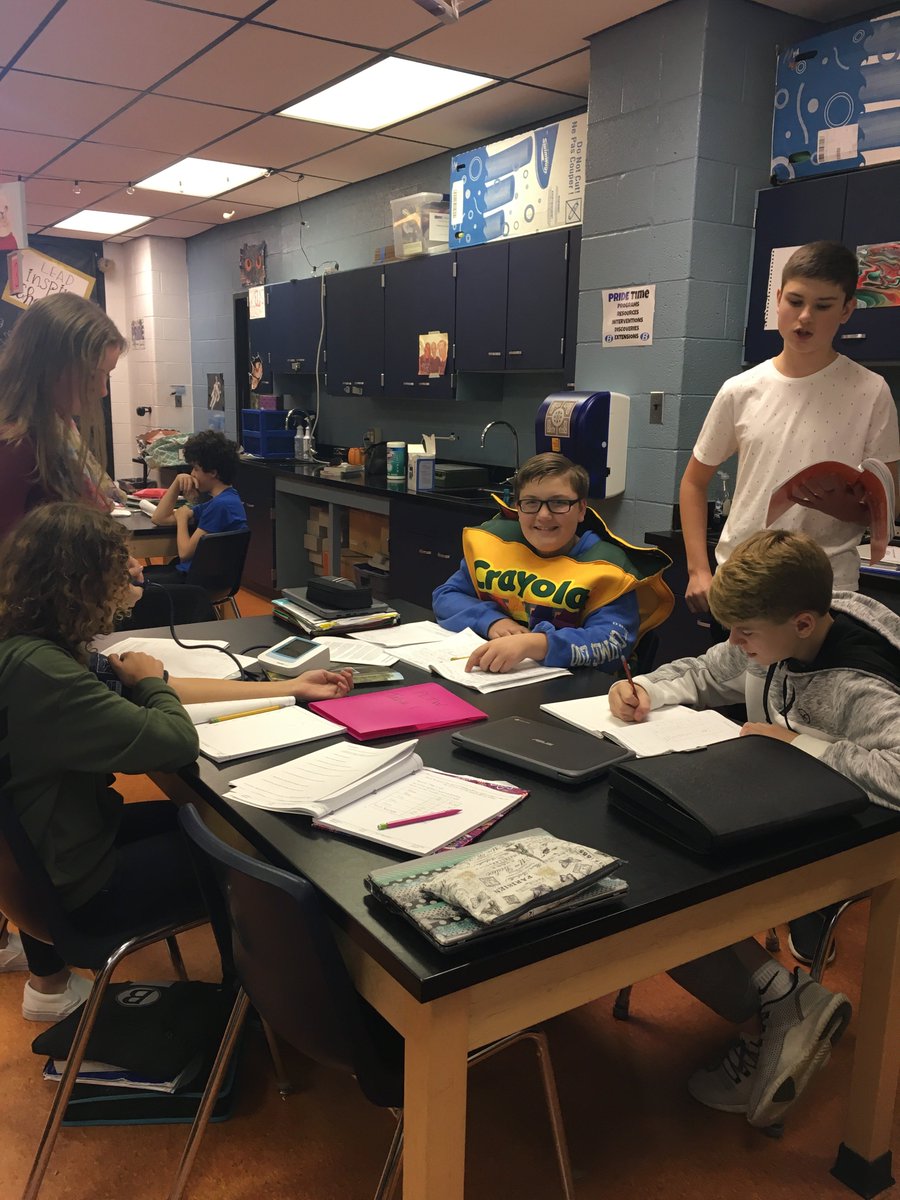 VasuMegan's tweet photo. Willetts Project Lead the Way students are wrapping up vital signs this week with learning about blood pressure!  #mcccpltw #brunswickpride @BCSDWilletts @CStanovcak @mcjvs @BrunswickCSD https://t.co/vO9LTqA4os