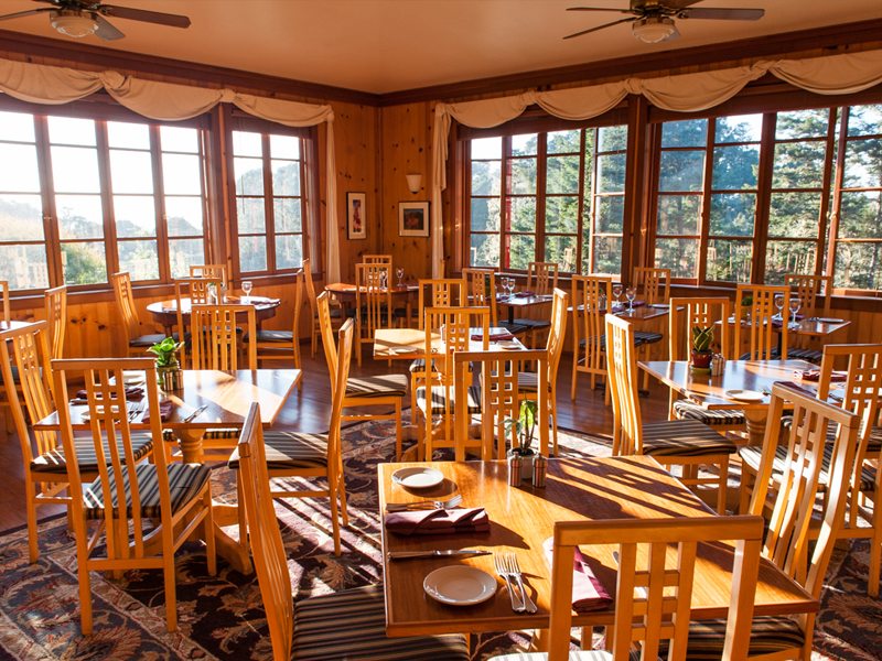 Stanford_Ravens's tweet photo. Planning a corporate retreat? We can provide more than just a venue.

We offer creative services, from group yoga sessions to art workshops, even cooking classes, canoe trips, mountain biking, nature tours to help stimulate the creative process.

https://t.co/3pZwC98kKU https://t.co/EnGFHdVeZo