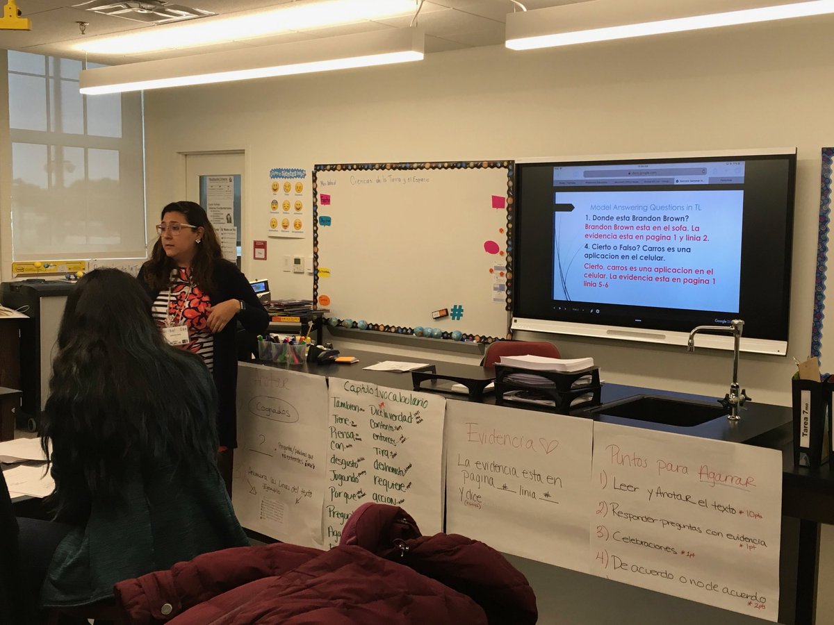 teacherkori's tweet photo. Session #2 Socratic Seminar @DCGlobalEd #GlobalEdCon18 #SocraticSeminar @KatKent11 https://t.co/OxFsXmUhL9
