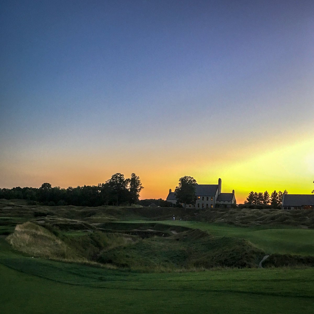 The 18th hole on Whistling Straits is a 520 yd. par 4 known as 'Dyeabolical' is one of the hardest closing holes in golf. The tee shot lands on one of two fairways with a long second shot over a hazard to slope laden green complex. #GoForeIt #PeteDye #golfcoursemarketing