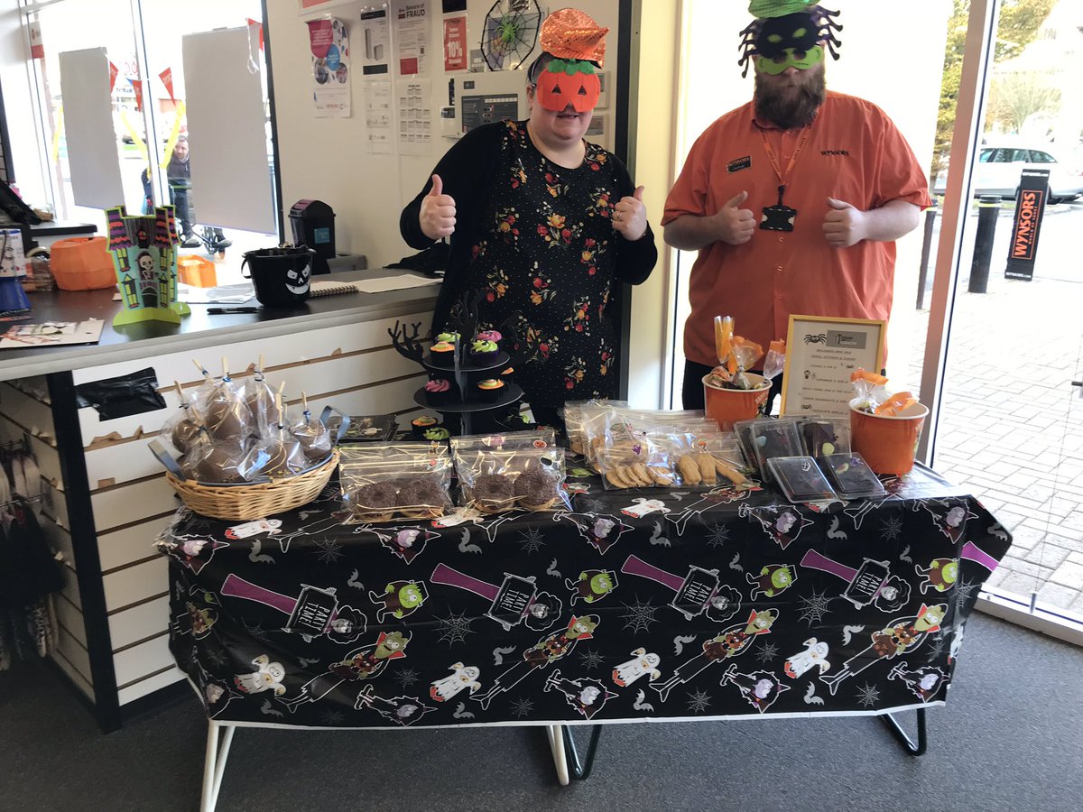Jenaly26's tweet photo. @Wynsors_Shoes Happy Halloween from your Runcorn store https://t.co/kQuJPn5PHt