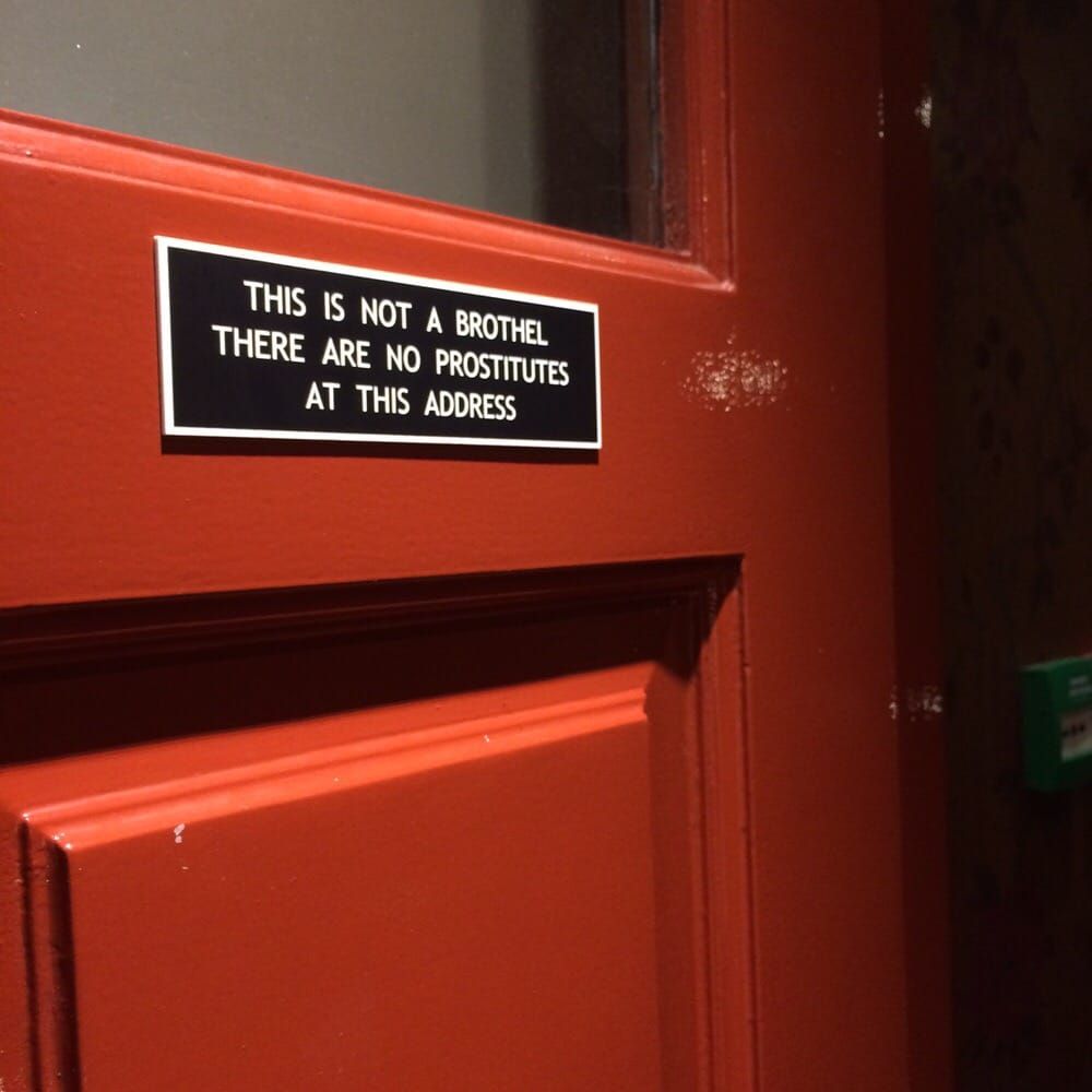 Actual weird and wonderful places to impress your mates with 👀

@basementsate

drinki.com/digs