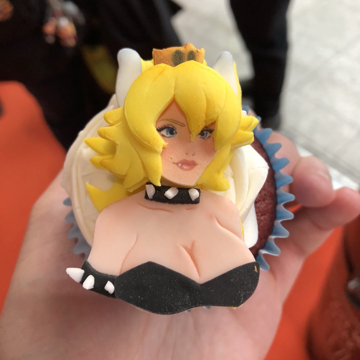 roryhaspowers's tweet image. Fair play @AmazingCakeCo this Bowsette cupcake is amazing 😂😍