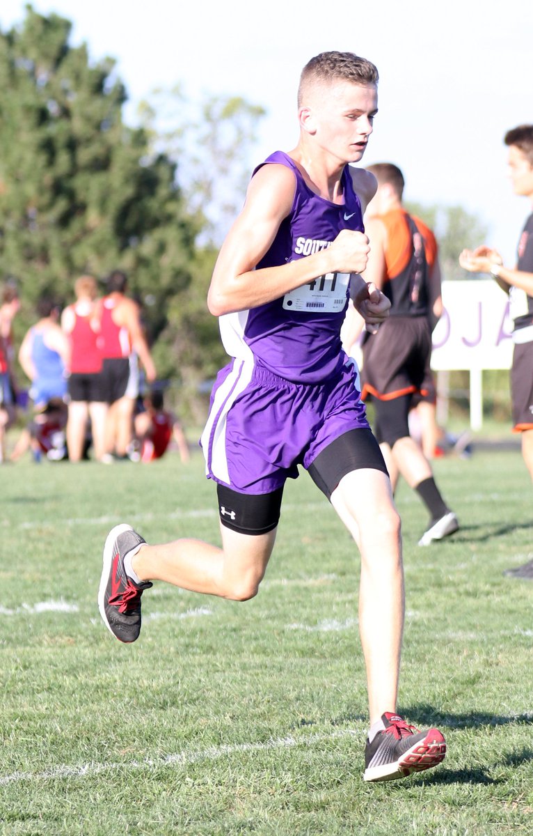 CountsHuey's tweet photo. We watched you all work HARD with @SalinaBurnTrack all summer. Make it pay off tomorrow! 

Good luck @lukegleason11, @djsprecker, @rheline24, and Joni. 

Run the mile you're in! Stay focused!

#rimrock
#wamego
#2freshmen
#2sophomores
@VypeKS @sportsinkansas @kansasrunning https://t.co/d7fWyPZkFM