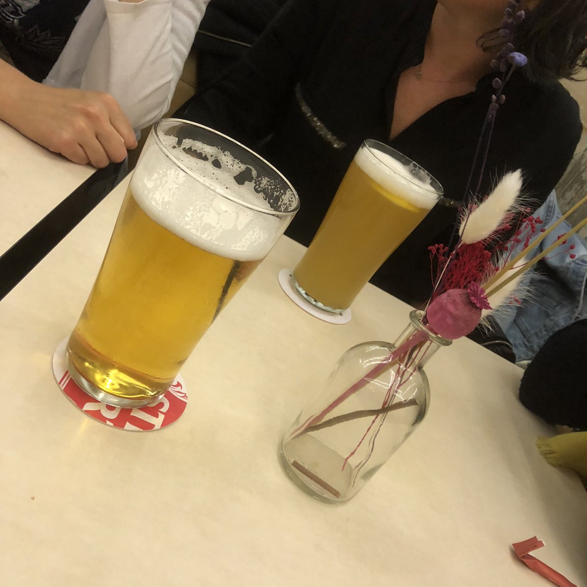 JavitoCoco's tweet photo. Aaaaaaaah enfin 😍 #binouse #apérotime https://t.co/eR9irjxBvg
