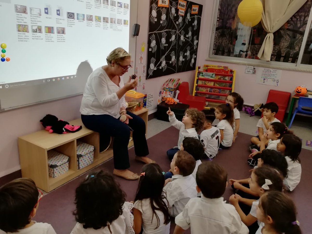 LwisCiS's tweet image. #Parent_Involvement Program in #LWIS_CiS’s KG2 A &amp;amp; B classes where exploration and wonder go hand in hand #Inquiry_Based_Learning #LWIS_Network