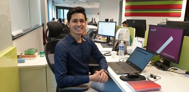 heilbronnerp's tweet photo. Axwayโs Sharath Kolyoor brings a great customer experience to all! #sharathkolyoor #amplifyanalytics #cx @Axway https://t.co/CLusvx9lQL https://t.co/qs6mbKpmQd