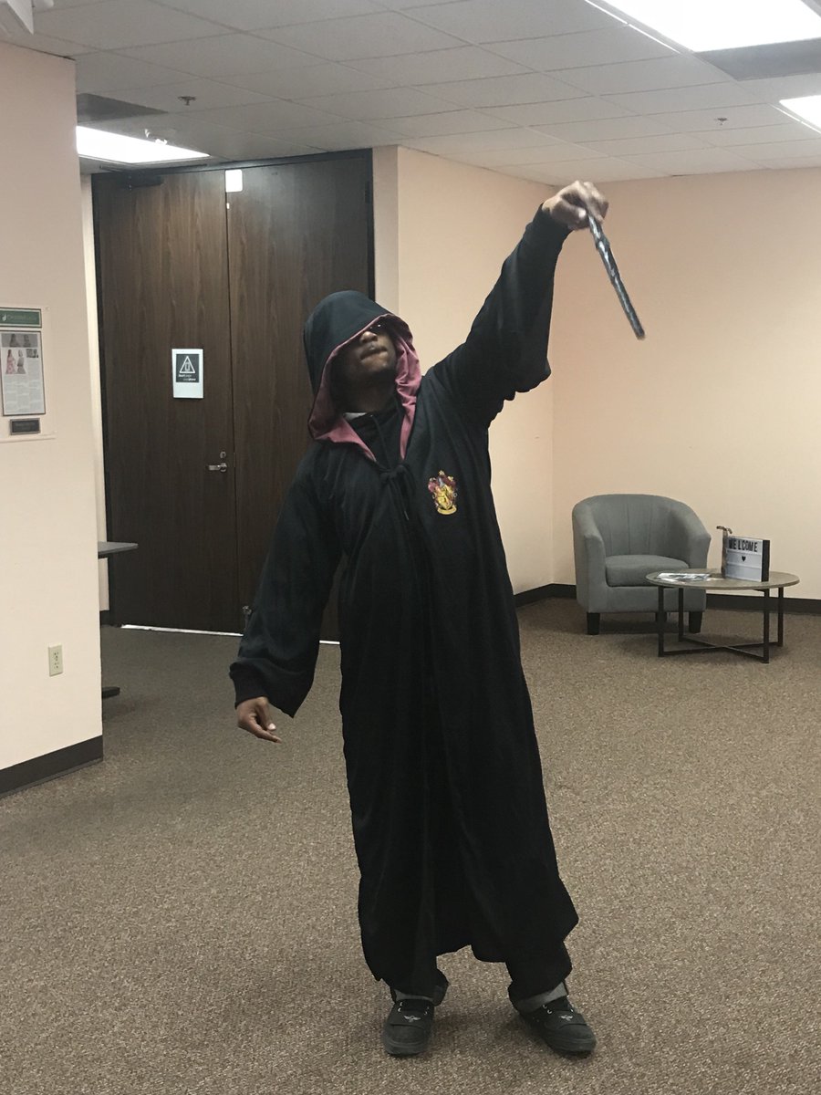 Unicorns and Wizards are making magic happen in the call center today!