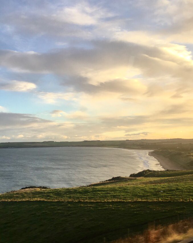 Homeward bound and view of the bay putting me in the mood for a #KirstysGin from @Arbikie -#FieldtoBottle to a glass in my hand (maybe with ice and brambles)! #FridayFeeling