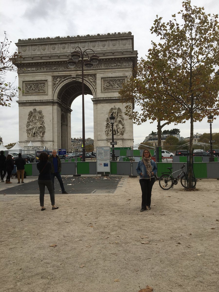 daddymite's tweet photo. can’t beat spending the day in Paris with the love of you life.  Thanks @dempsey_jean https://t.co/NwIa3r7f7b