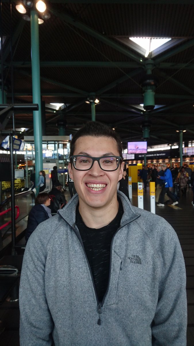 myunicarestoo's tweet photo. "When I was asked to teach a computer course to refugees in the NL, I was quick to say yes. I was a bit nervous ab my teaching skills, but my worries lessened over time. Both participants and volunteers have learnt a lot from each other. I'm very thankful to UID!" https://t.co/wYdFIuu9AA