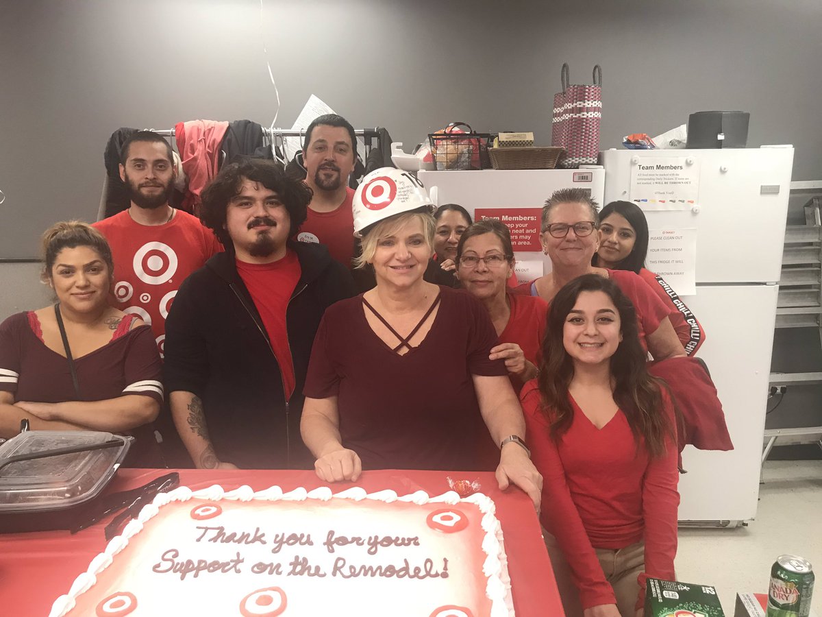 T1805 would like to thank all the remodel team members, staff👩🏼‍🔧,and construction 🚧 crew on a successful remodel! #worksomewhereyou❤️<a href="/Vince_Cabias/">Vince Cabias</a> <a href="/KannonfromTGT/">Kannon Robbins</a> <a href="/joy176/">joy sandoval</a>