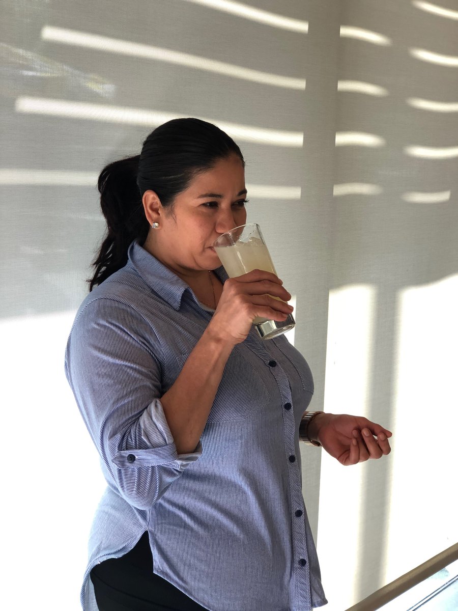 NOONAllDay's tweet photo. NOON Meeting: Julia rarely slows down while on the job, unless, of course, our new Mint Lemonade needs taste-testing.  Have you indulged in our newest flavor?  #swoonfornoon https://t.co/qHYm4ILgvb