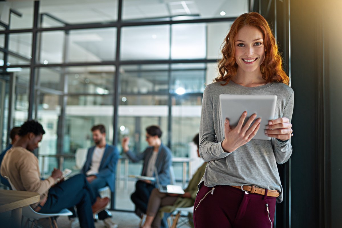CIMChangeMinds's tweet photo. Gen Zers are moving into the workplace record numbers. Motivating them will be a new ballgame. Traditional Millennial motivators like meaningful work, autonomy, the chance to get ahead, and learn new skills lag behind "supportive leaders" for GenZ. Time to beef-up soft skills. https://t.co/TdXo9Vz7pK