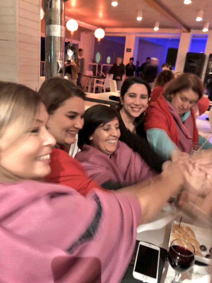 ___BBC's tweet photo. #7thinmc2018 Hemşirelikte Yönetim Elele #handsinhands https://t.co/gDK04UIig5