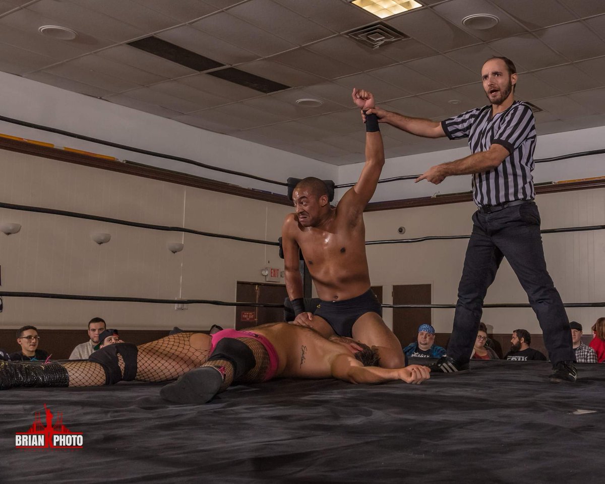 MrDariusCarter's tweet photo. Victory (n.): Final &amp; complete superiority; the process of conquering or defeating.

The common 2018 wrestler will say "wins &amp; losses don't matter", yet the pay window disagrees. Winning = more $$$, which further covers travel, food, etc.

#ItPaysToWin #Facts

[📷] @BrianK_Photo https://t.co/kLZUyhoUCH