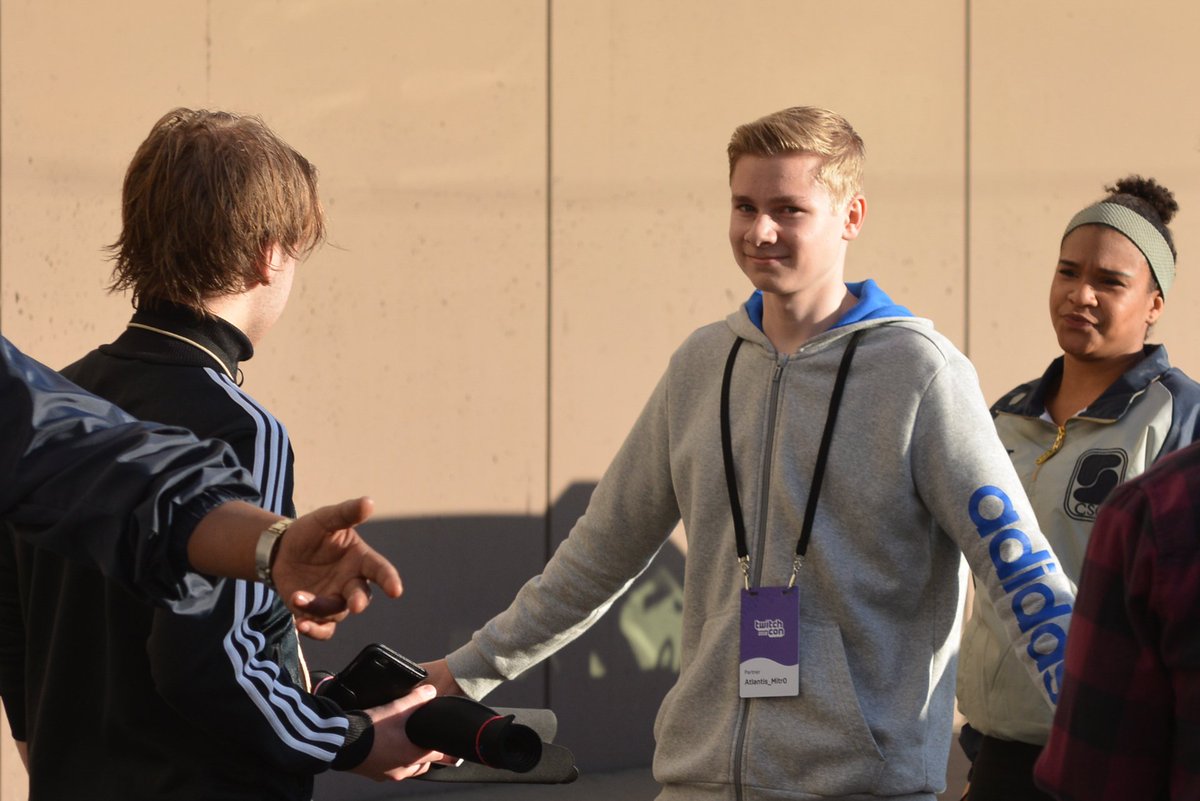 atlantis on twitter heat 1 is live in less than 10 minutes at twitchcon18 they tried to find what makes atlantis mitr0 god of fortnite - flow fortnite team