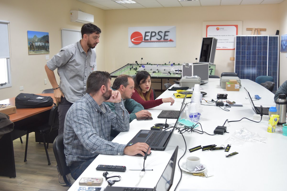 MaruMoreiras's tweet image. Entrenamiento y vuelo bautismo #eBeePlus con #EPSE  👏🗺️🇦🇷 @geosistemassrl  @sensefly #Ingeniería #agrimensura #topografia #drones